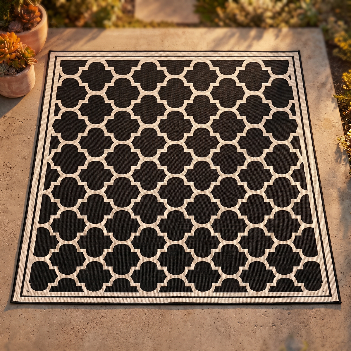 Reversible Outdoor Rug, Black and Beige
